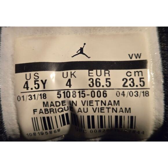 Jordan Shoes Youth 4.5Y Black Red Jumpman Basketball Mid Suede Retro Sneakers - Picture 2 of 5